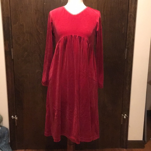 Hanna Andersson Other - HANNA ANDERSSON RED VELVET GIRLS DRESS Hanna Andersson Other - HANNA ANDERSSON RED VELVET GIRLS DRESS